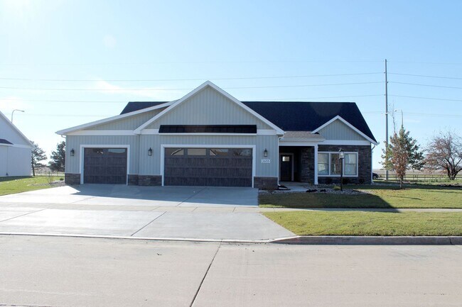 Photo - 2655 S Muirfield Pl Unit 2655 Muirfield Place