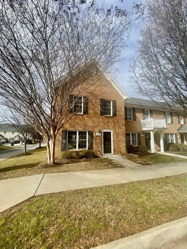 Photo - 616 Capstone Dr
