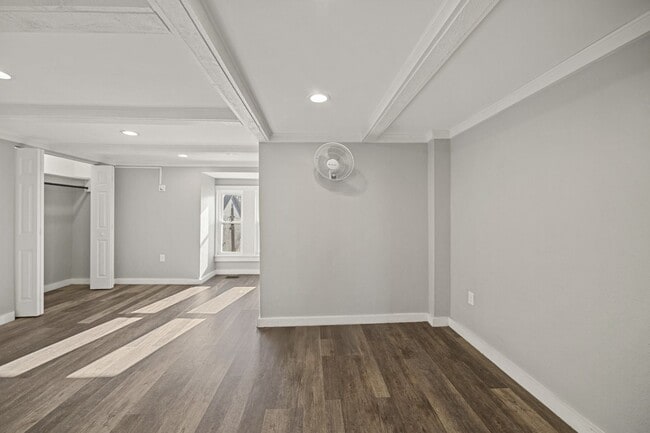 Photo - 3825 Liberty Ave Unidad 3825 Liberty Avenue 2