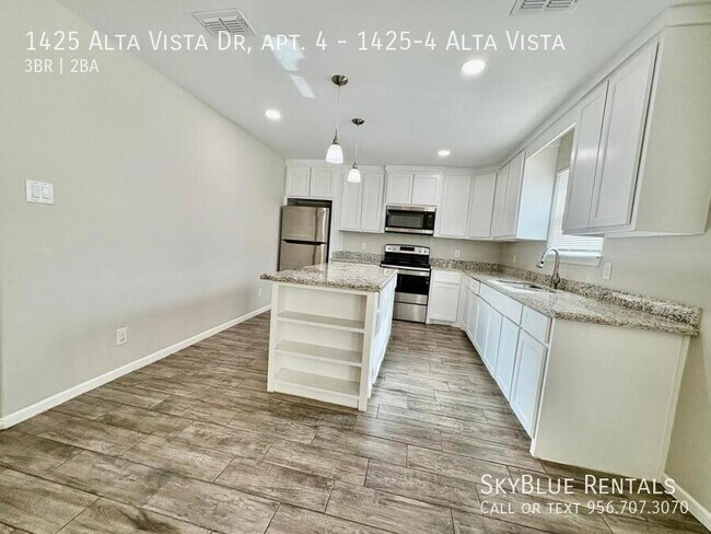 Photo - 1425 Alta Vista Dr Unit 1425-4 Alta Vista