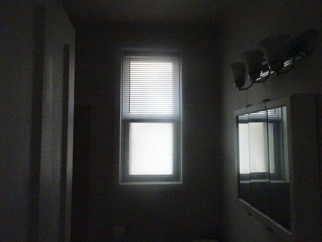 Photo - 4423 W Irving Park Rd