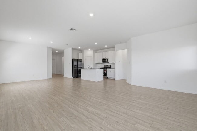 12914 Rosemary Bnd