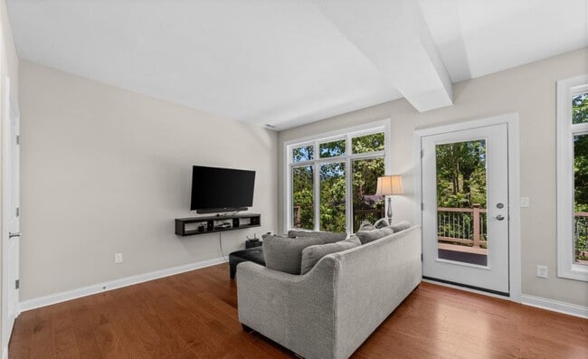 Photo - 1357 Slate Ct