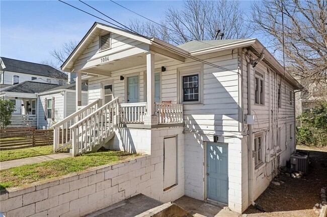 Building Photo - 1004 Wylie St SE Rental