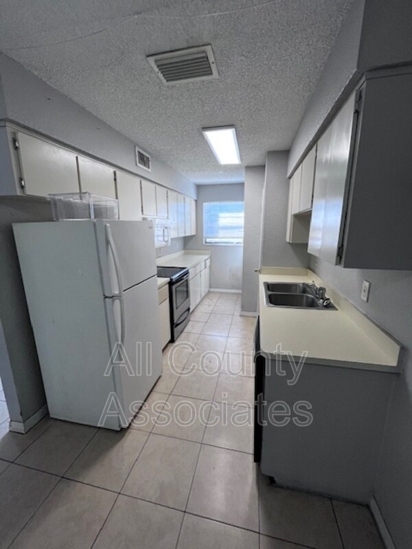 Photo - 8935 Cochise Ln