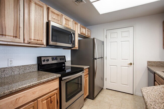 Photo - 2 Level Canyon Creek Condo