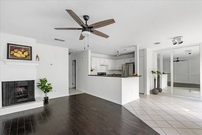 Photo - 2379 Briarwest Blvd