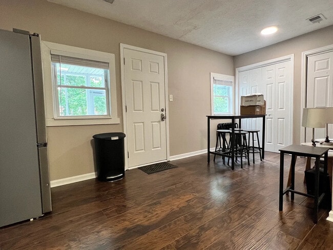 Photo - Room in House on Scott St NW