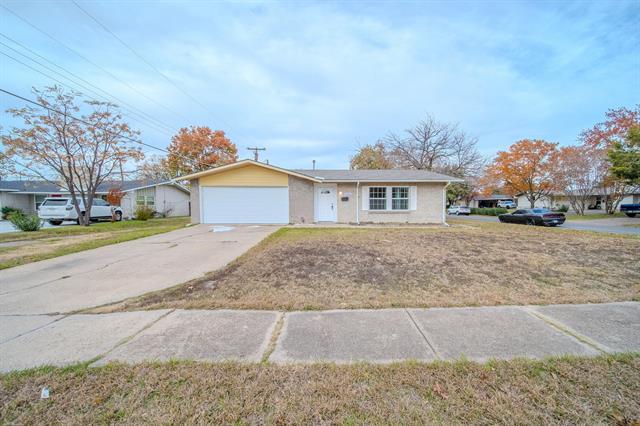 Building Photo - 3345 High Lark Dr