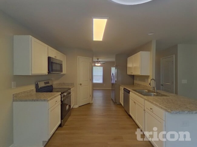 Photo - 631 Buckskin Rd