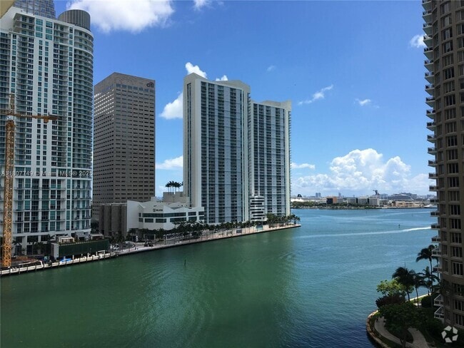 Building Photo - 465 Brickell Ave Unit 1018 Rental