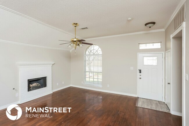 Photo - 501 Brazos St