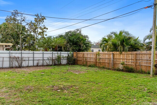 Photo - 2415 Lewis Rd