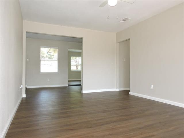 Photo - 11927 Hoblitzelle Dr