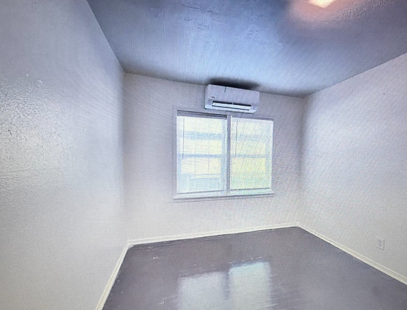 Photo - 2805 Carter St