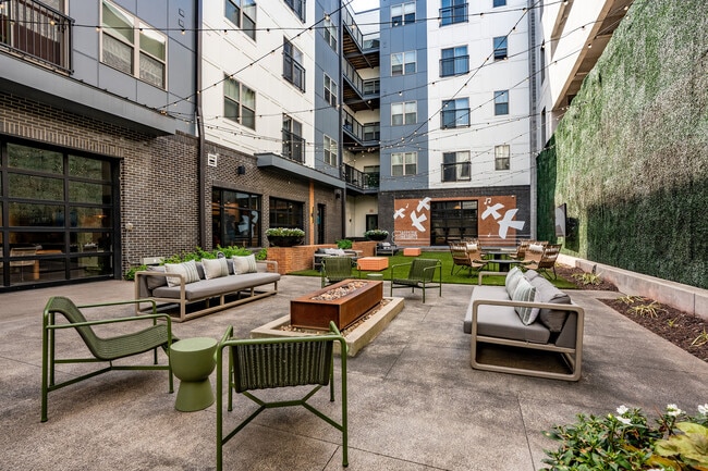 Eastside_Shoot2_DSC01408-HDR - Eastside Heights