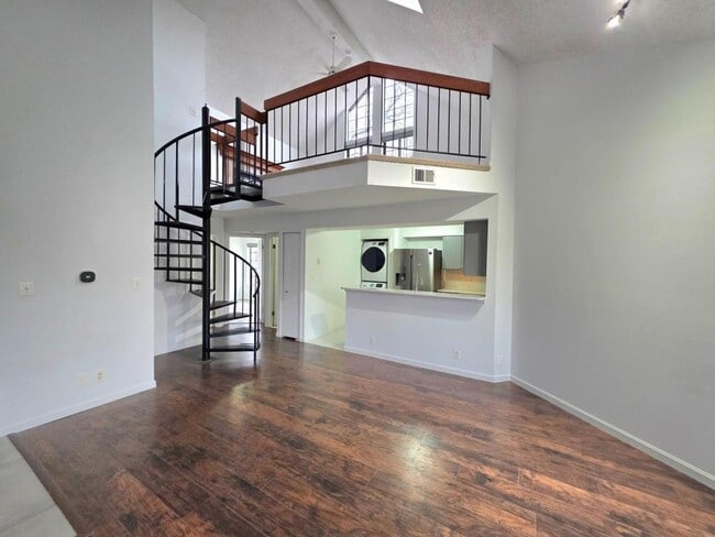 Photo - 6017 Curtier Dr Unidad F