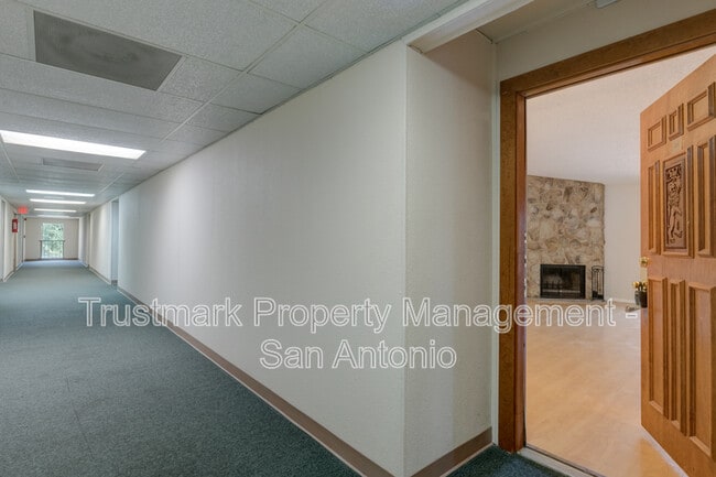Photo - 4119 Castlewood Unit 304 F