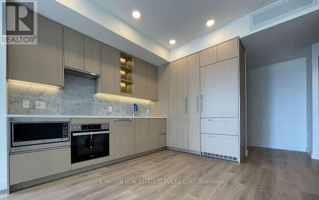 Photo - 85 McMahon Dr Unit 3501
