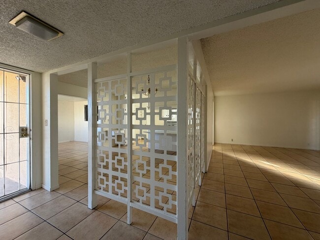 Photo - Spacious 3 Bedroom 2 Bathroom House For Rent