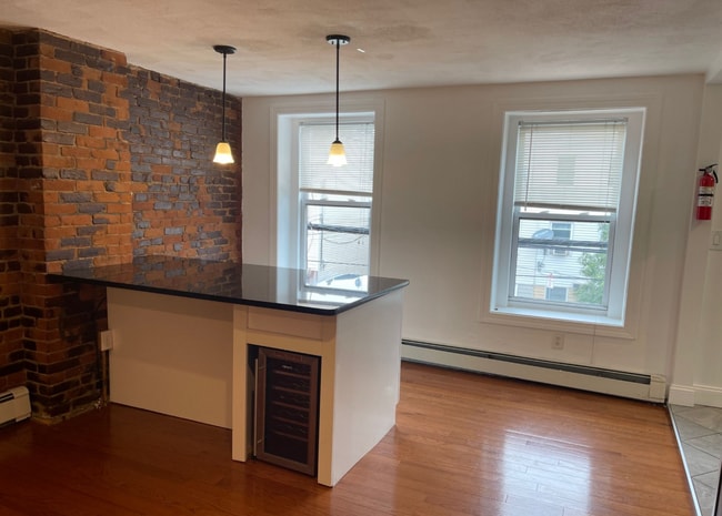 Photo - 349 Sumner St Unit 2