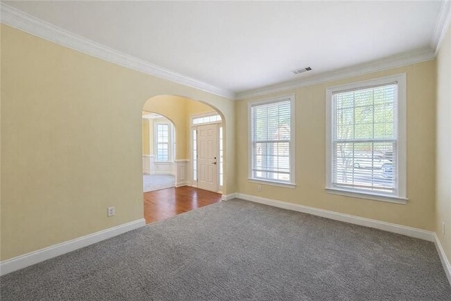 Photo - 197 Berkten Ln NE