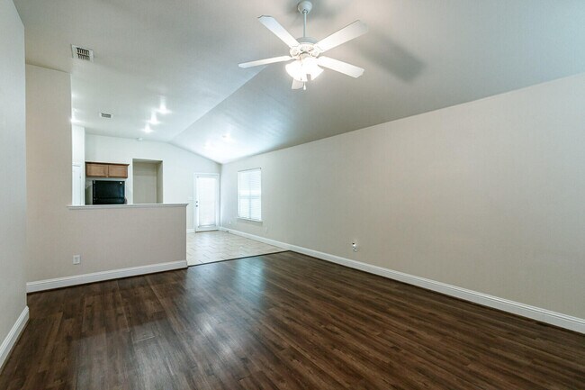 Photo - 11207 Dover Ave