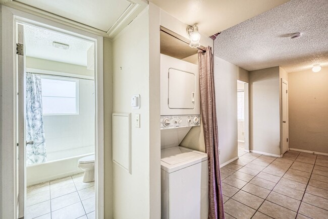 Photo - 4555 Sun Valley Dr Unit B