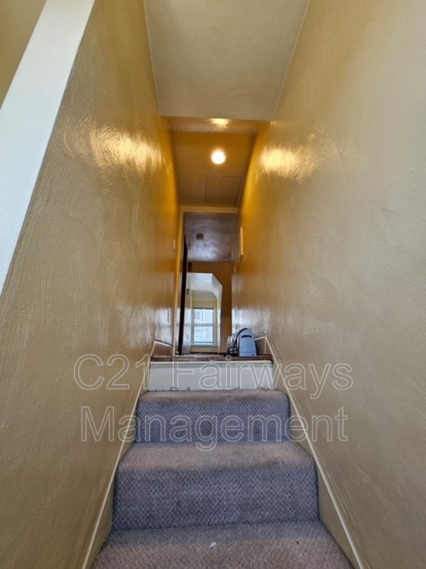 Photo - 546 Greenfield Ave
