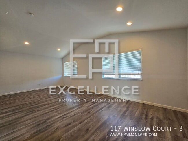 Photo - 117 Winslow Ct Unit 3