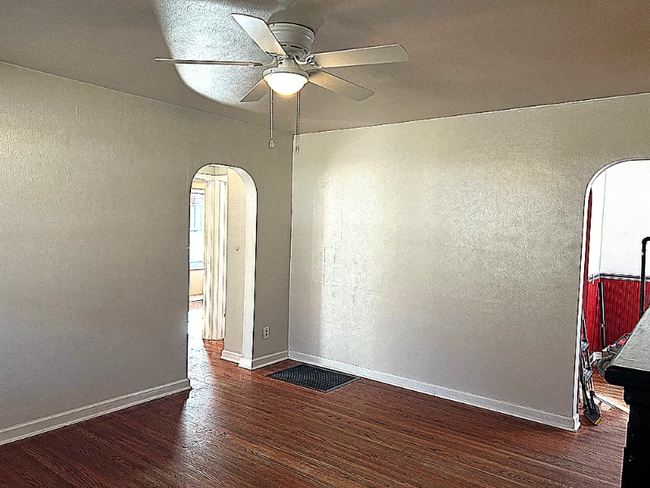 Photo - 1841 N Jeanette Ave