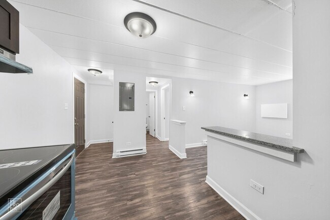 Photo - 5129 W Roosevelt Rd Unidad B8