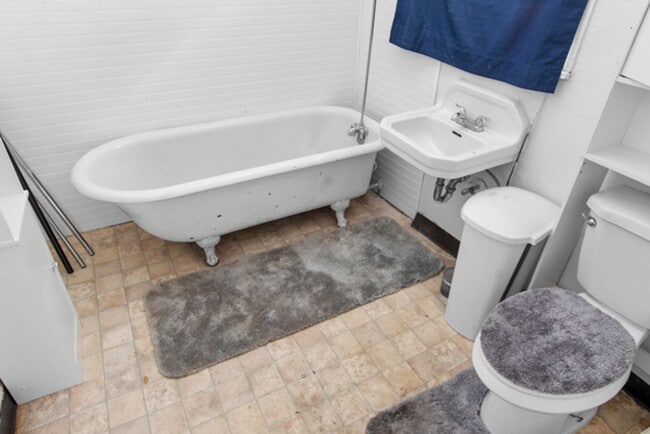 Photo - 44thbl Unidad B