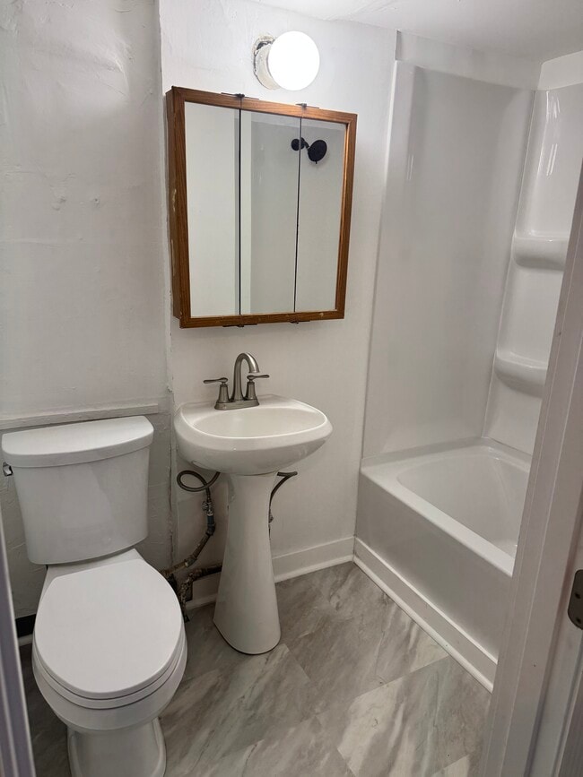 Photo - 811 47th St Unit 1