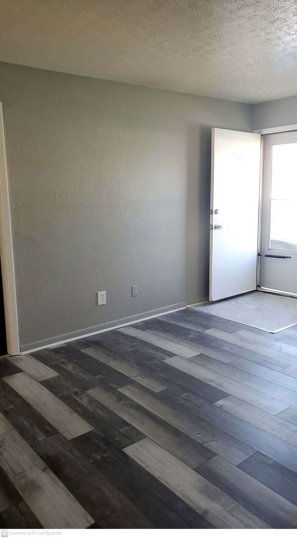 Photo - 1802-1804 Montgomery Ave Unidad 1802