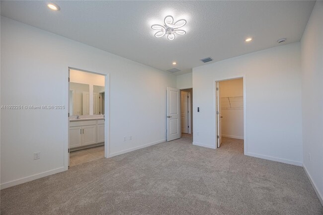 Photo - 7040 Channing Ave