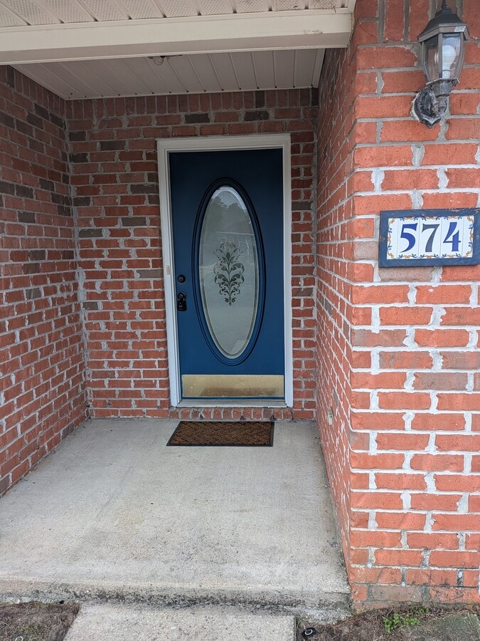 Photo - 574 Rough Leaf Ln