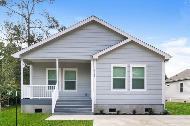 Building Photo - 7909 Record St Rental