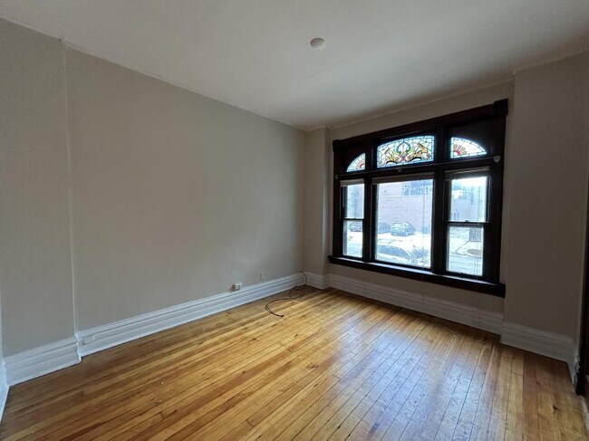 Photo - 3 bedroom in Chicago IL 60622 Unit 1