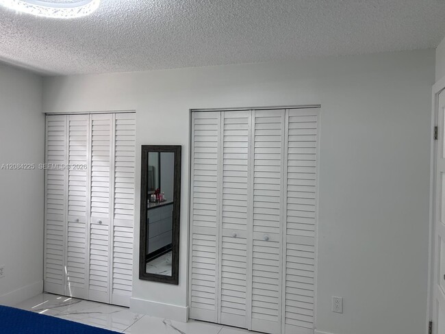 1148 Grandview Cir