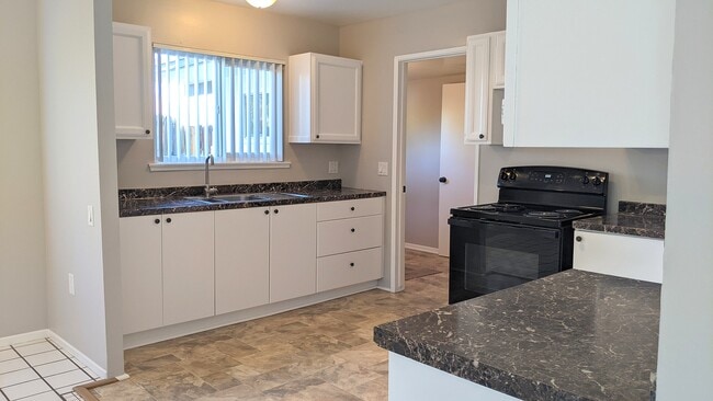 Photo - 42405 Iowa st Unit 42405 Iowa St. #1