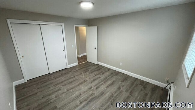 Building Photo - 10 Henry Terrace Rental