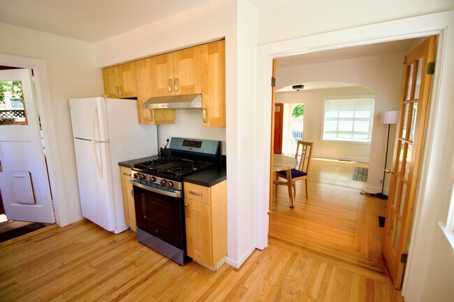 Photo - 212 Gilbert Ave