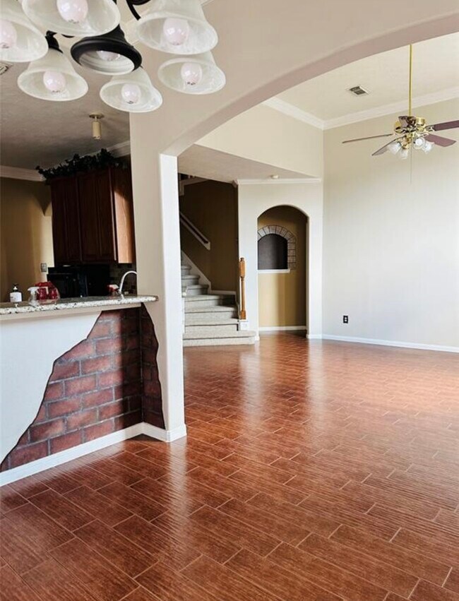 Photo - 16411 Redwicke Ln