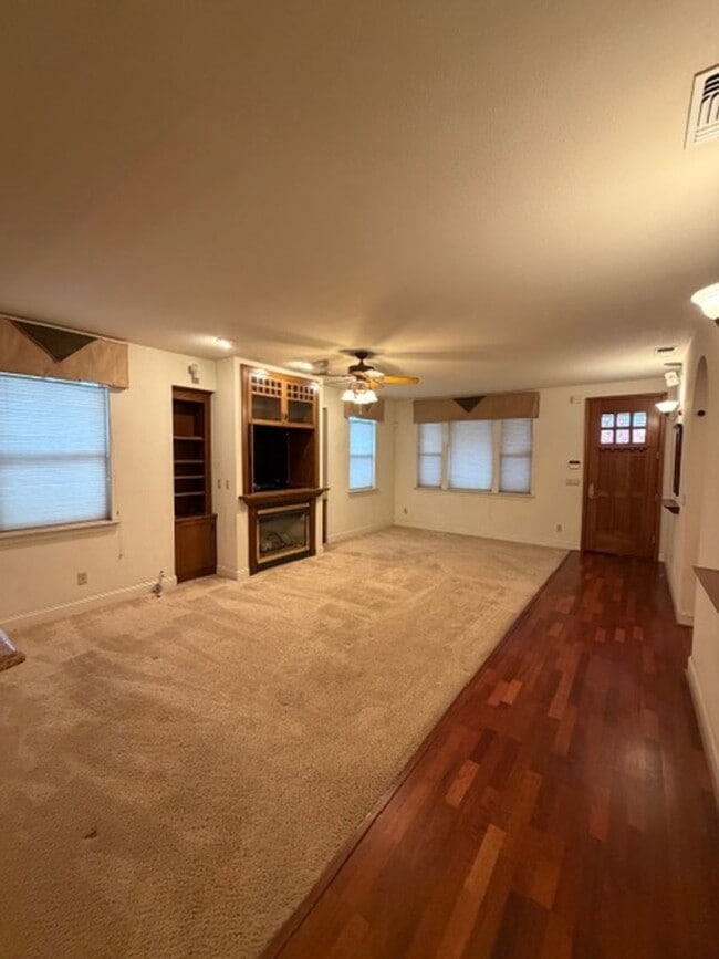 Photo - Beautiful 3 Bedroom and 2 Bathroom Home in East Sac $2,795.00 per month
