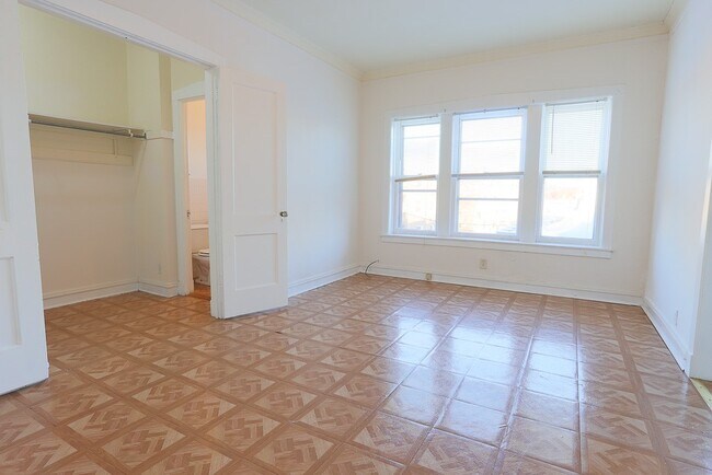 Photo - 2222 W Wilson Ave Unidad 308