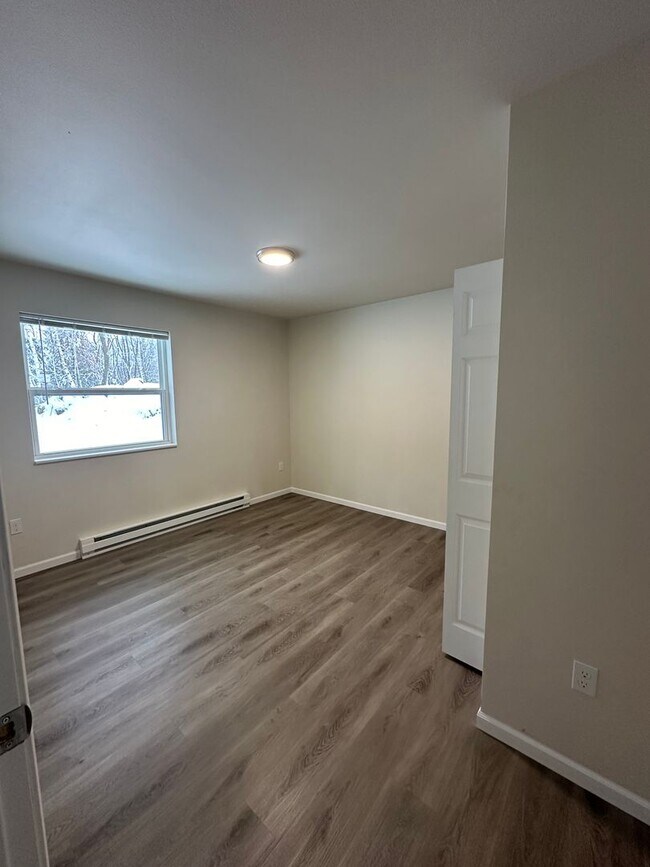 2 Bedroom Duplex Townhome Townhome Rental in Wisconsin Rapids WI