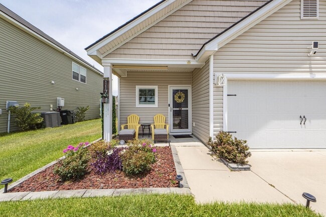 Photo - 4 Bedroom, 3 Bathroom home in Liberty Village - Goose Creek