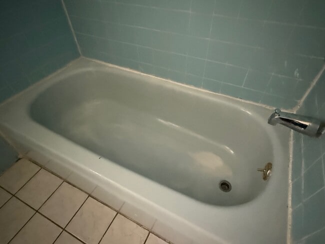 Photo - 4450 S Wood St