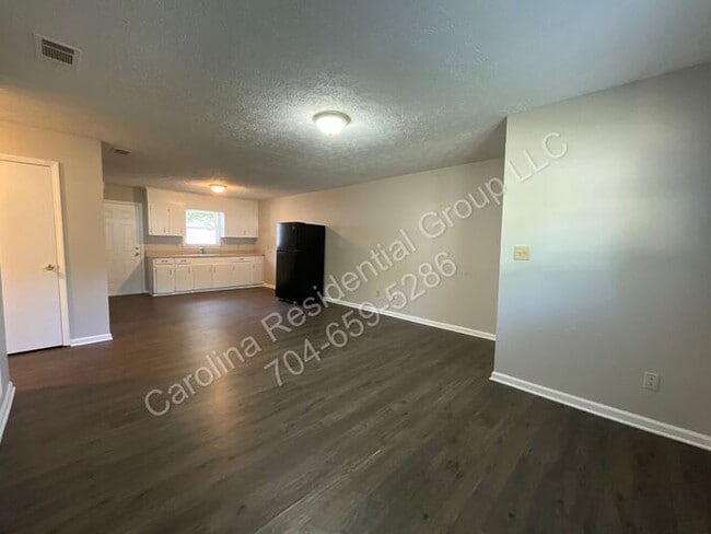 Photo - 322 E Sumter St